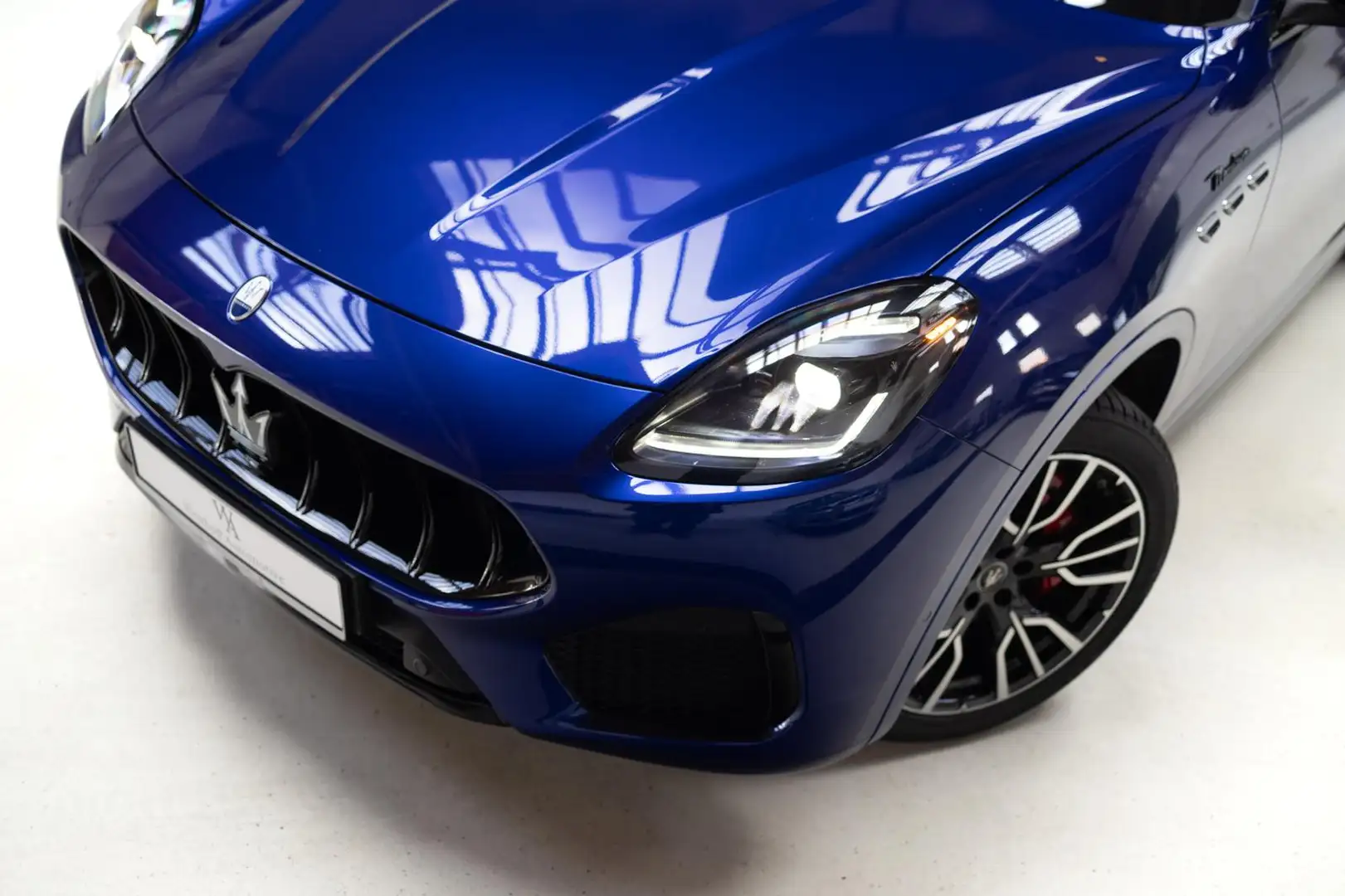 Maserati Grecale Modena Hybrid Blau - 2