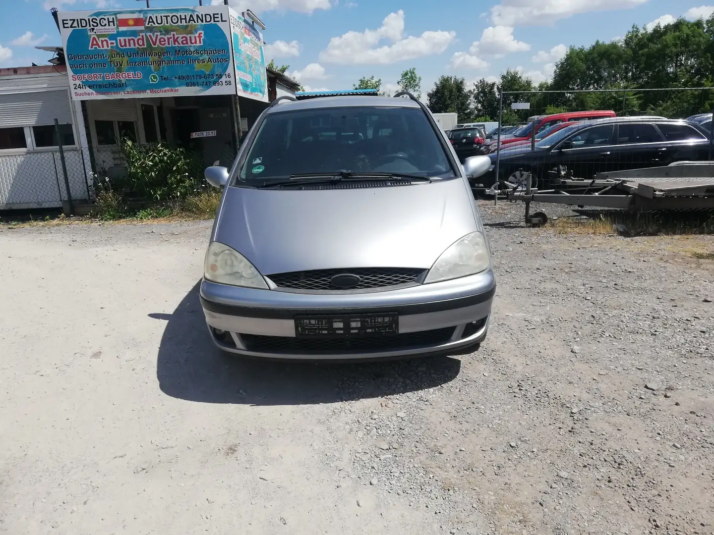 Ford Galaxy 16V Ambiente Zilver - 1