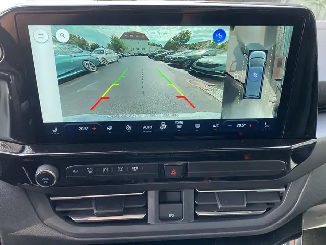 Ford Tourneo Custom view 11
