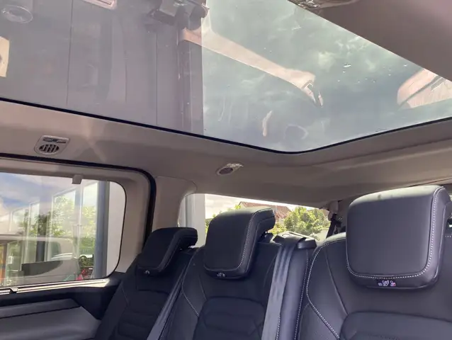Ford Tourneo Custom view 8