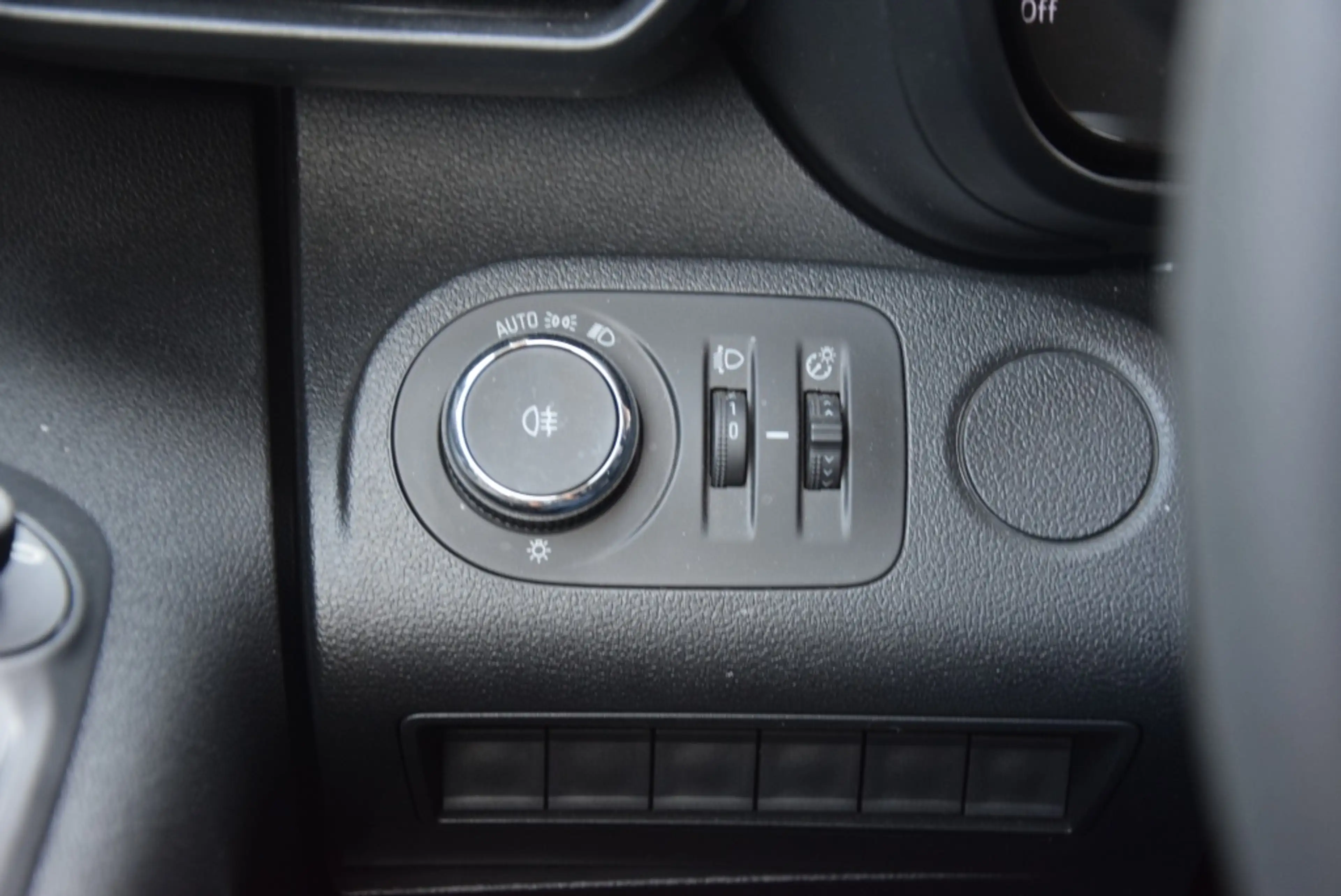 Opel Combo-e Electric 136 L1 Edition Airco/Cruise/PDC — photo 19