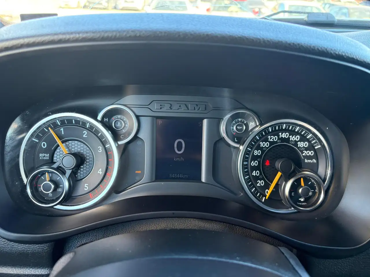 RAM 3500 снимка RAM 3500