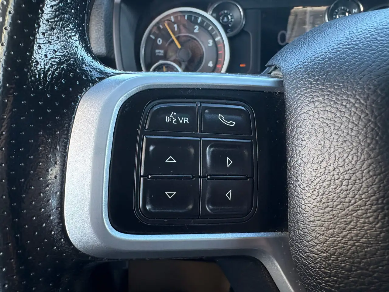 RAM 3500 снимка RAM 3500