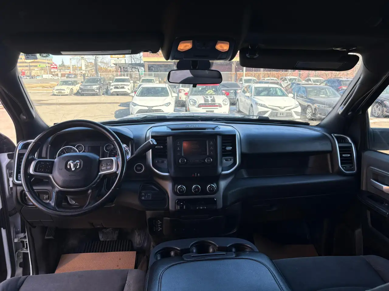 RAM 3500 снимка RAM 3500