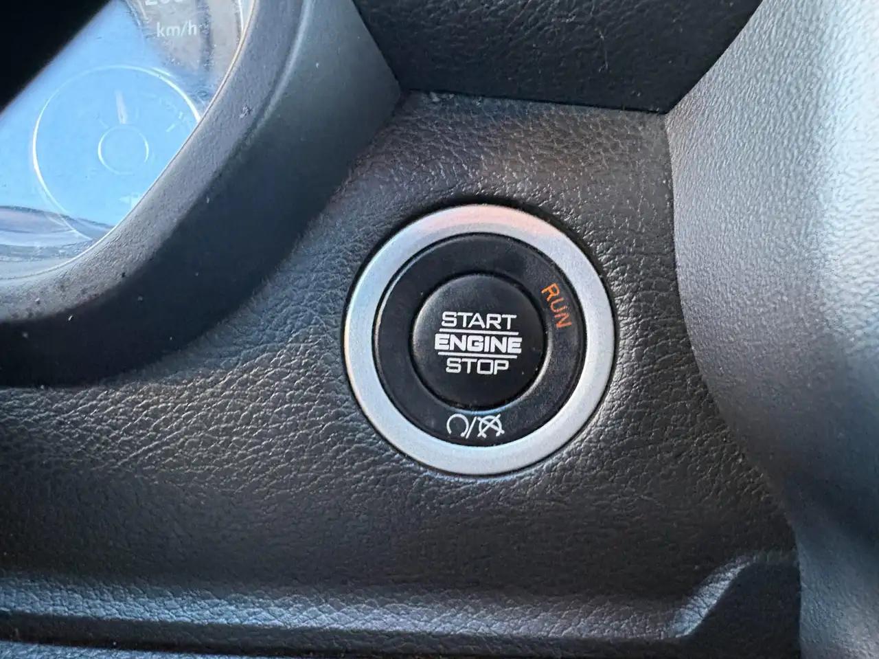 RAM 3500 снимка RAM 3500