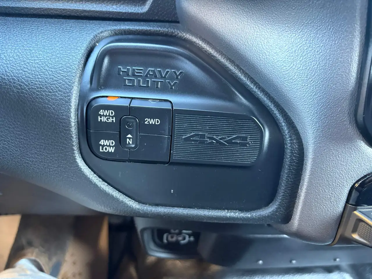RAM 3500 снимка RAM 3500