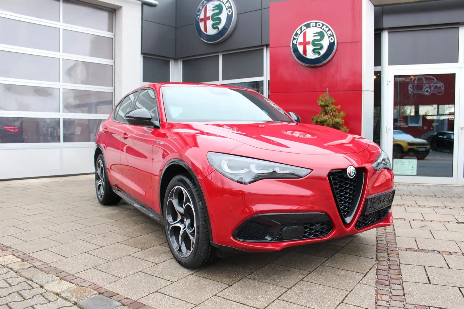 Alfa Romeo Stelvio Veloce Q4 Matrix-LED Werksgarantie 07-27 Rot - 2