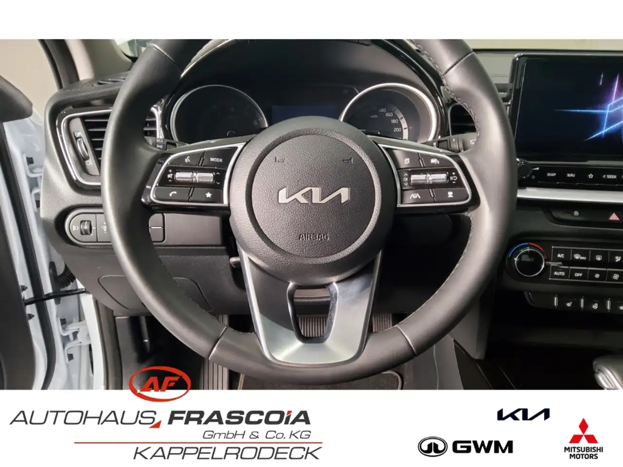 Kia Ceed / cee'd Spirit 1.5 T-GDI DCT Navi LED ACC PDChi. Rückfahrk 18