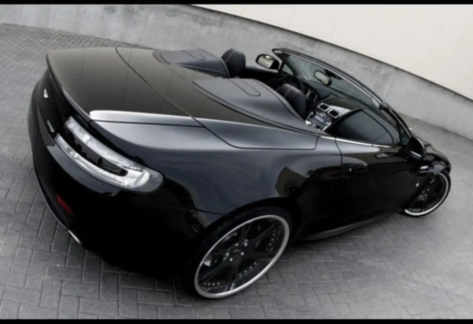 Aston Martin V8 V8 Vantage Roadster Sportshift Siyah - 2