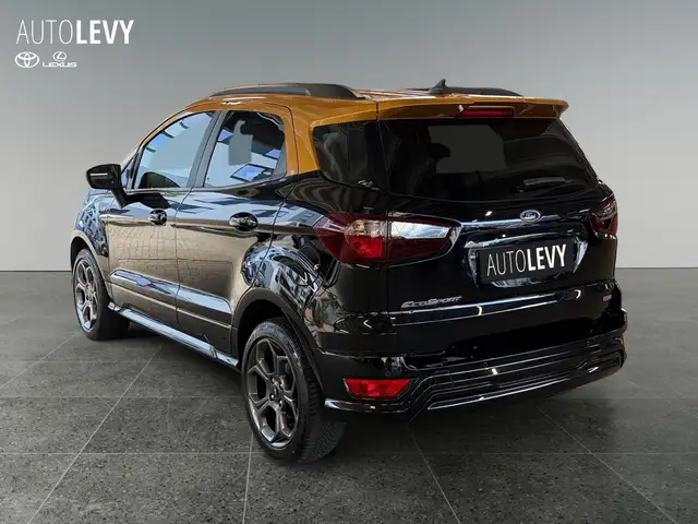 Ford EcoSport view 4