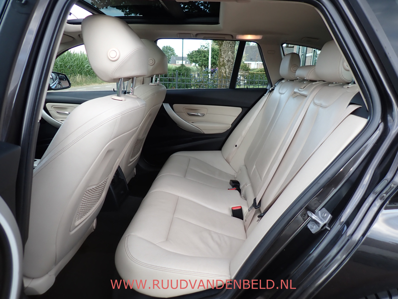 BMW 320 3-serie Touring 320i High-Exe TREKHAAK / HEAD-UP / — photo 14