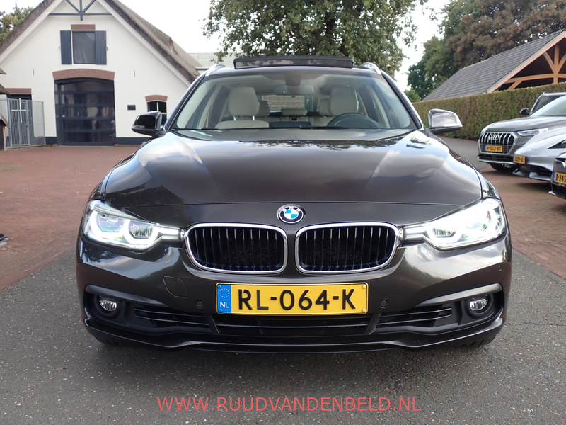 BMW 320 3-serie Touring 320i High-Exe TREKHAAK / HEAD-UP / — photo 2