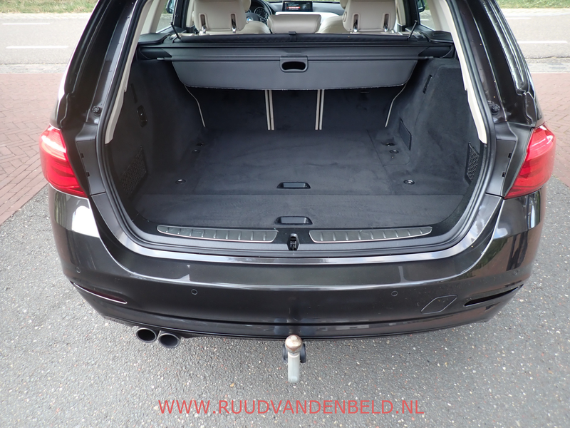 BMW 320 3-serie Touring 320i High-Exe TREKHAAK / HEAD-UP / — photo 29