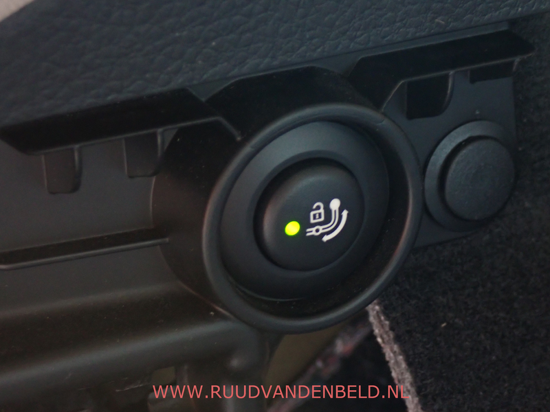 BMW 320 3-serie Touring 320i High-Exe TREKHAAK / HEAD-UP / — photo 11