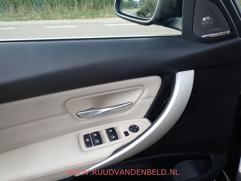 BMW 320 3-serie Touring 320i High-Exe TREKHAAK / HEAD-UP / — photo 15