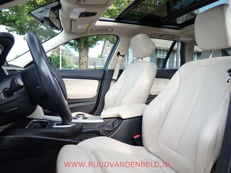 BMW 320 3-serie Touring 320i High-Exe TREKHAAK / HEAD-UP / — photo 13