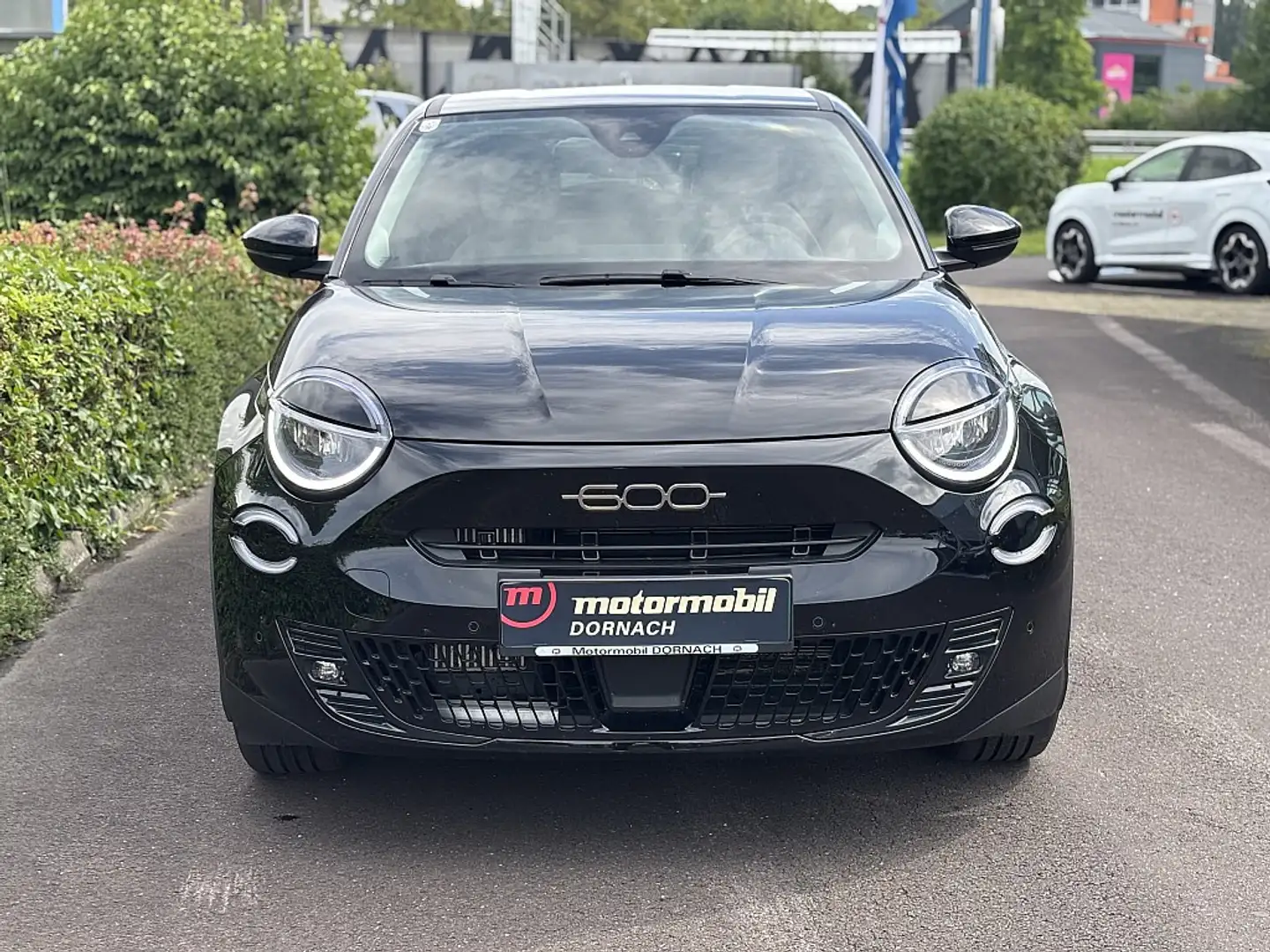 Fiat 600 Hybrid 100 6-Gang eDCT La Prima Schwarz - 2