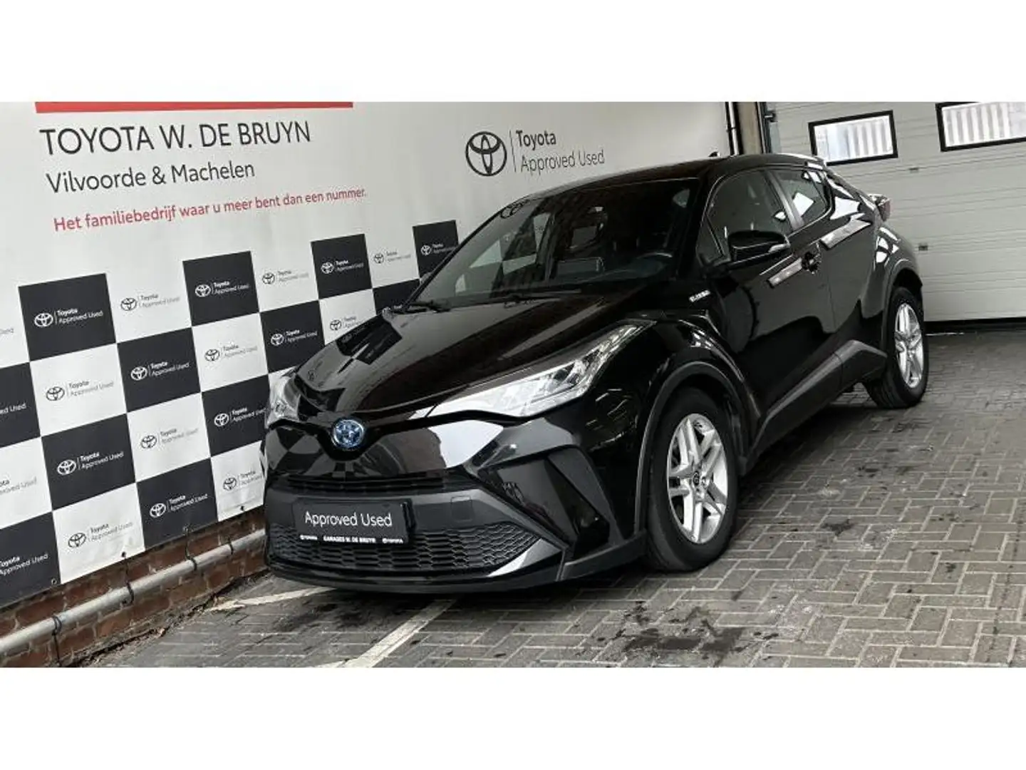Toyota C-HR C-ENTER Zwart - 1