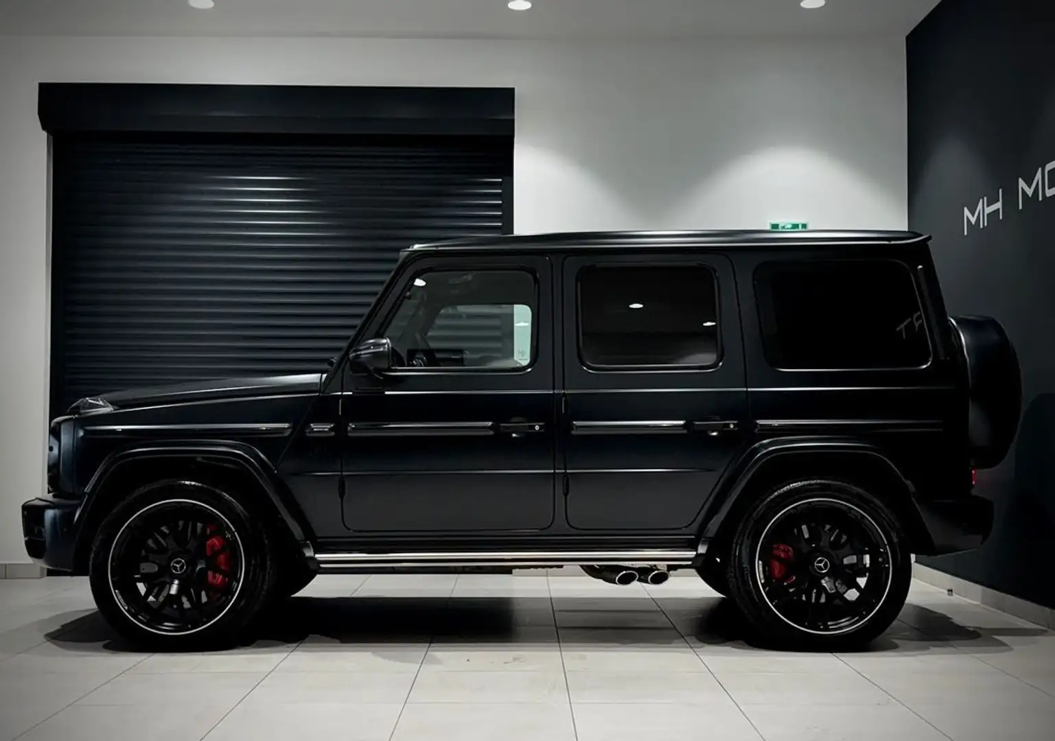 Mercedes-Benz G MERCEDES G63 AMG 4.0i V8 585 CH 4-MATIC+Speedshift 9TCT PACK MANUFAKTUR NOIR DESIGNO MATT CUIR NAPPA 05.2022 42 000 KMS P Negro - 2