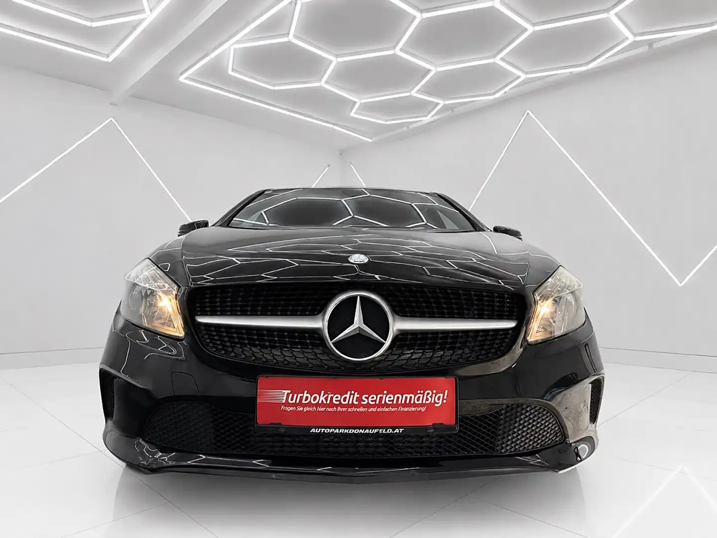 Mercedes-Benz A 160 Aut.-GEPFLEGT- Schwarz - 2