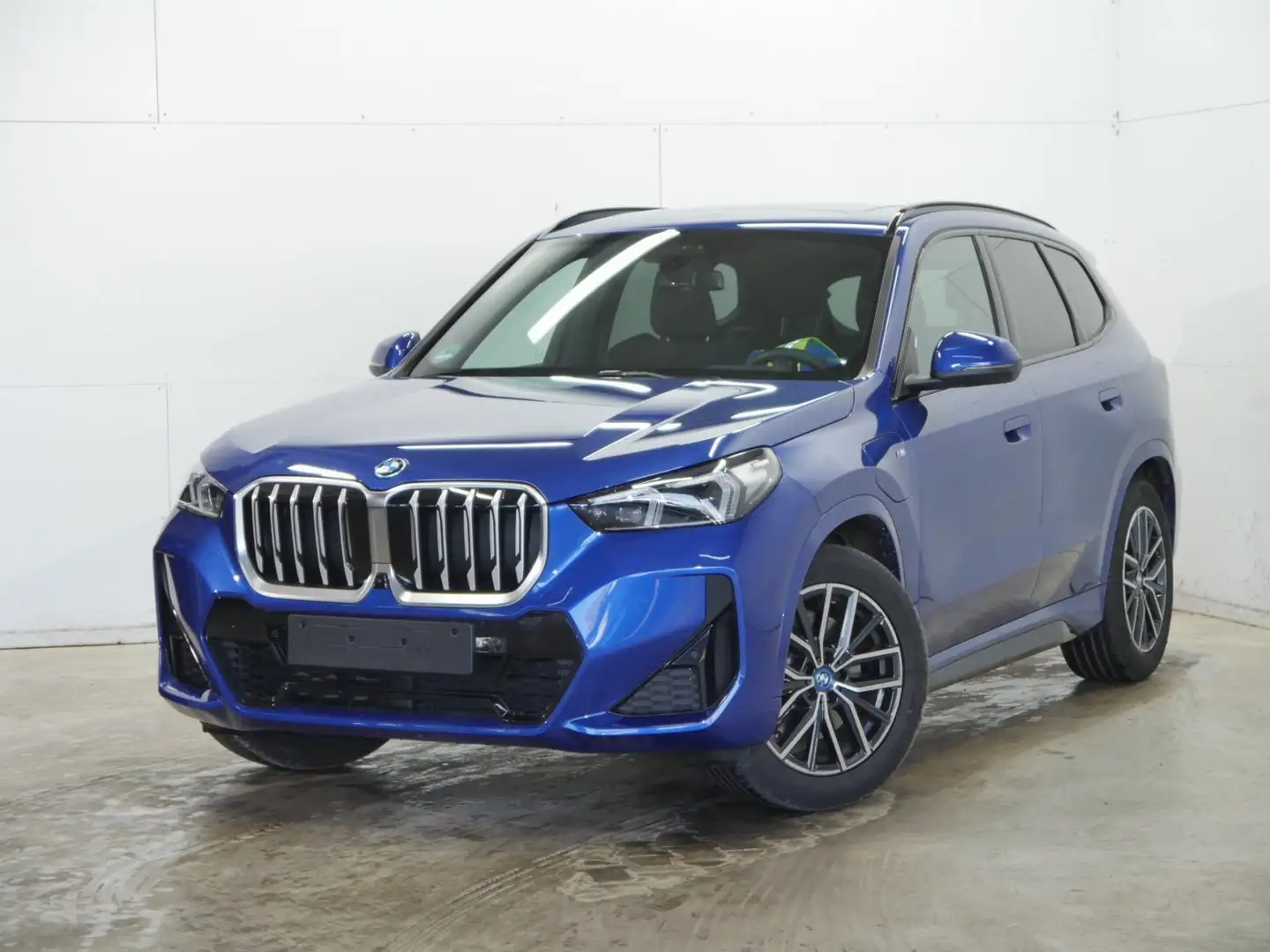 BMW X1 xDrive30e | M-Sport | Harman/kardon | Panorama | T Bleu - 2