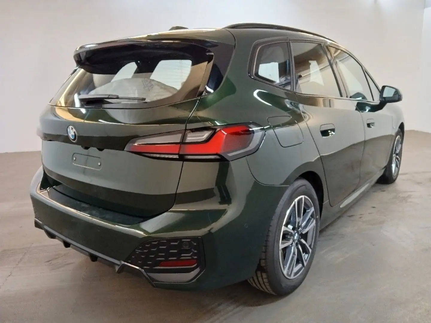 BMW 218 218i  Active Tourer M Sport ACC 360° adap. LED Зелений - 2