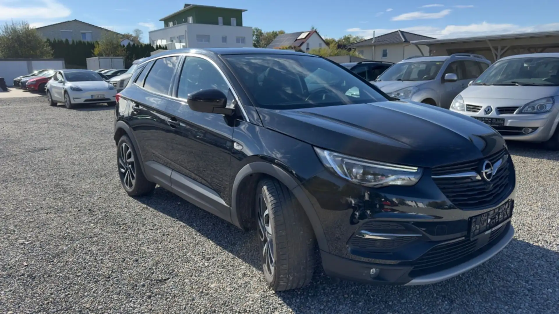 Opel Grandland X 2.0 Autom. Leder Navi LED Kamera AHK Schwarz - 2