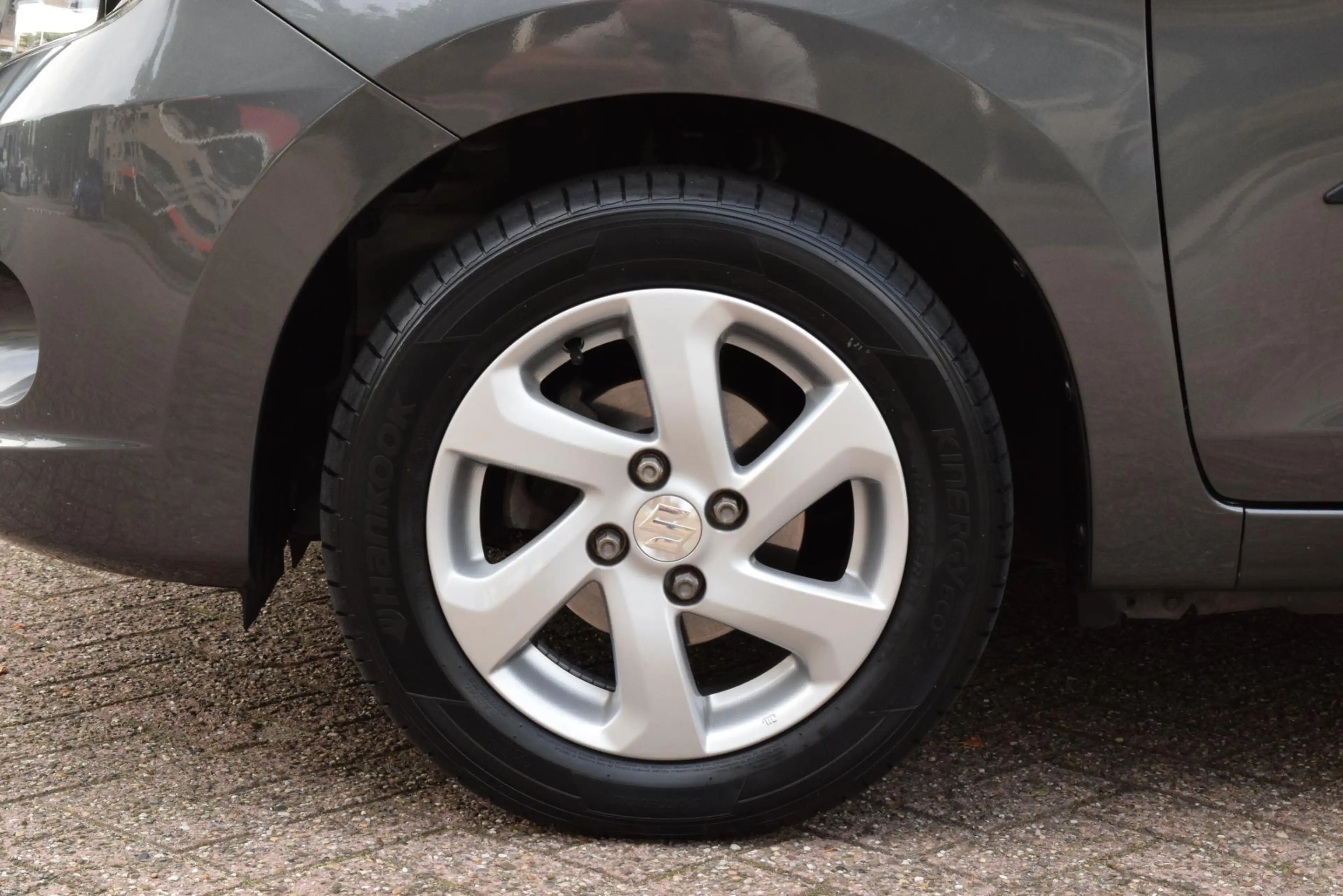 Suzuki Celerio 1.0 Comfort|4x nw. banden|dealero.h. — photo 7