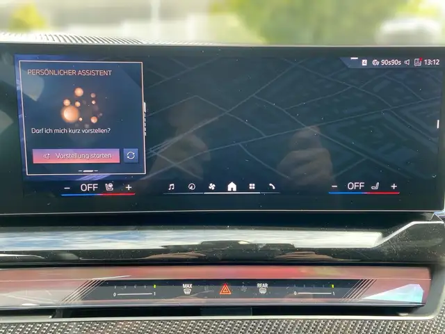 BMW 5 Series view 9