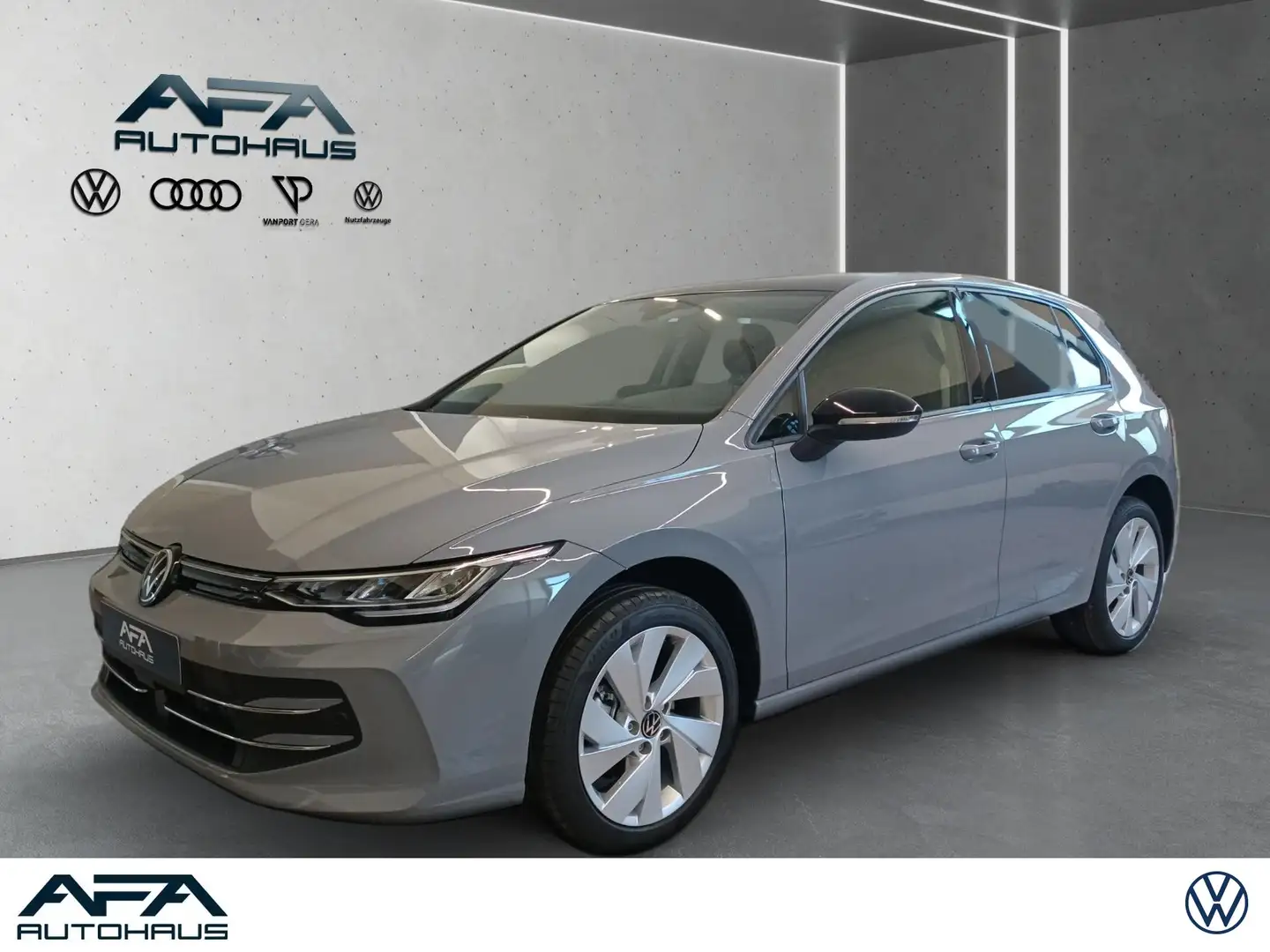 Volkswagen Golf VIII 1.5 eTSI Goal DSG Navi*LED*PDC*RFK Grau - 1