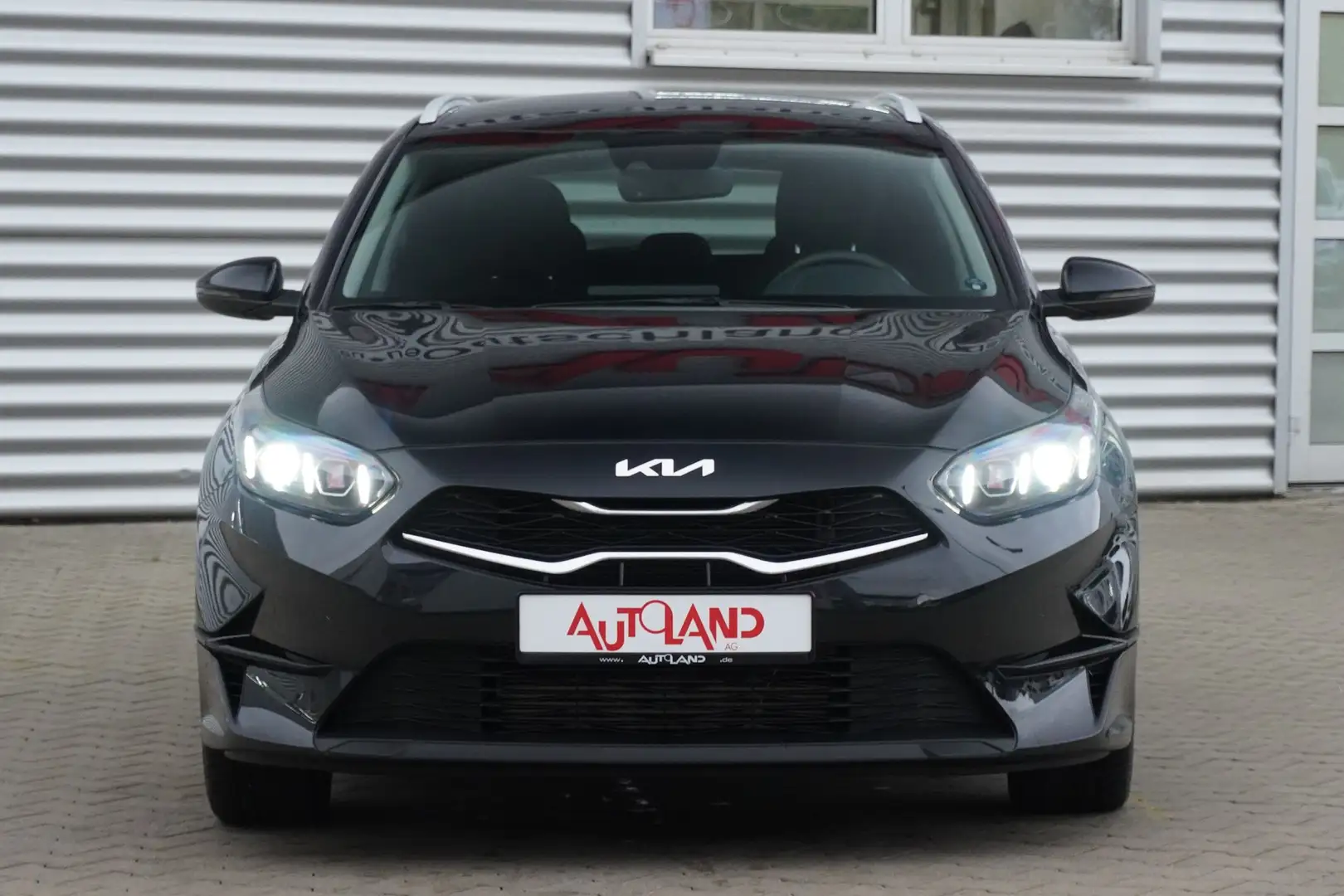 Kia Ceed SW / cee'd SW Ceed SW 1.5 T-GDI LED Navi Kamera Sitzheizung Noir - 2
