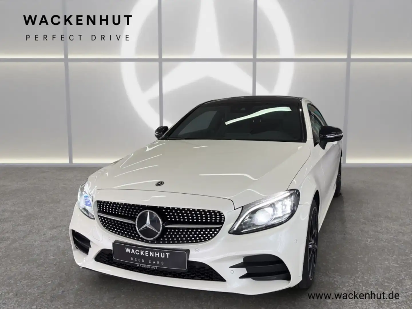 Mercedes-Benz C 400 4M AMG+NIGHT+PANO+MULTIB+RFK+TOTW+19'' Blanc - 2