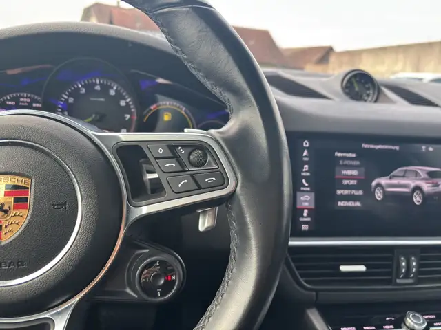 Porsche Cayenne III E-Hybrid l Pano l Sitzkühlung l Memory l Ansicht 18