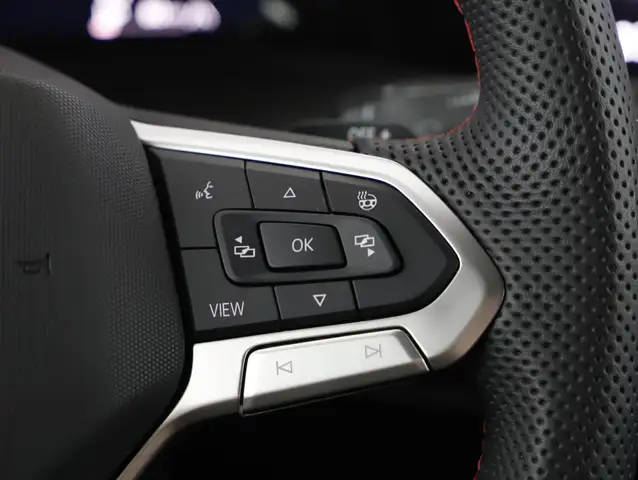 Volkswagen Golf view 15