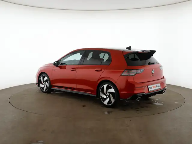 Volkswagen Golf view 5