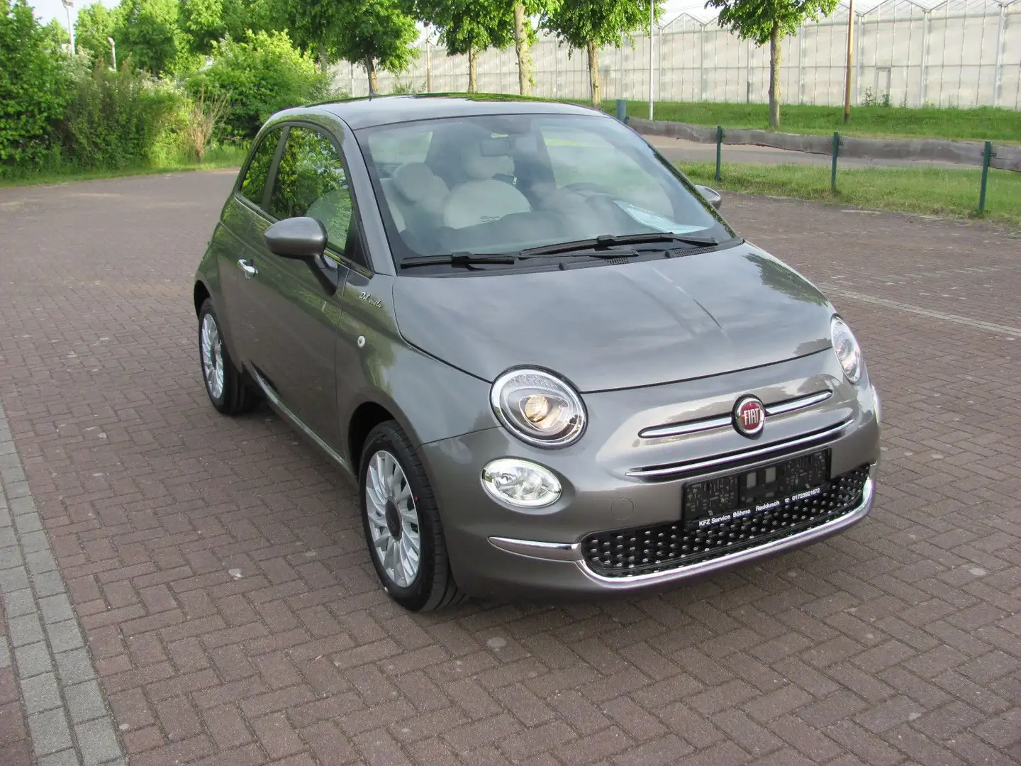 Fiat 500 Dolcevita1,0 Mild Hybride Navi LED  Pano PDC Grau - 2