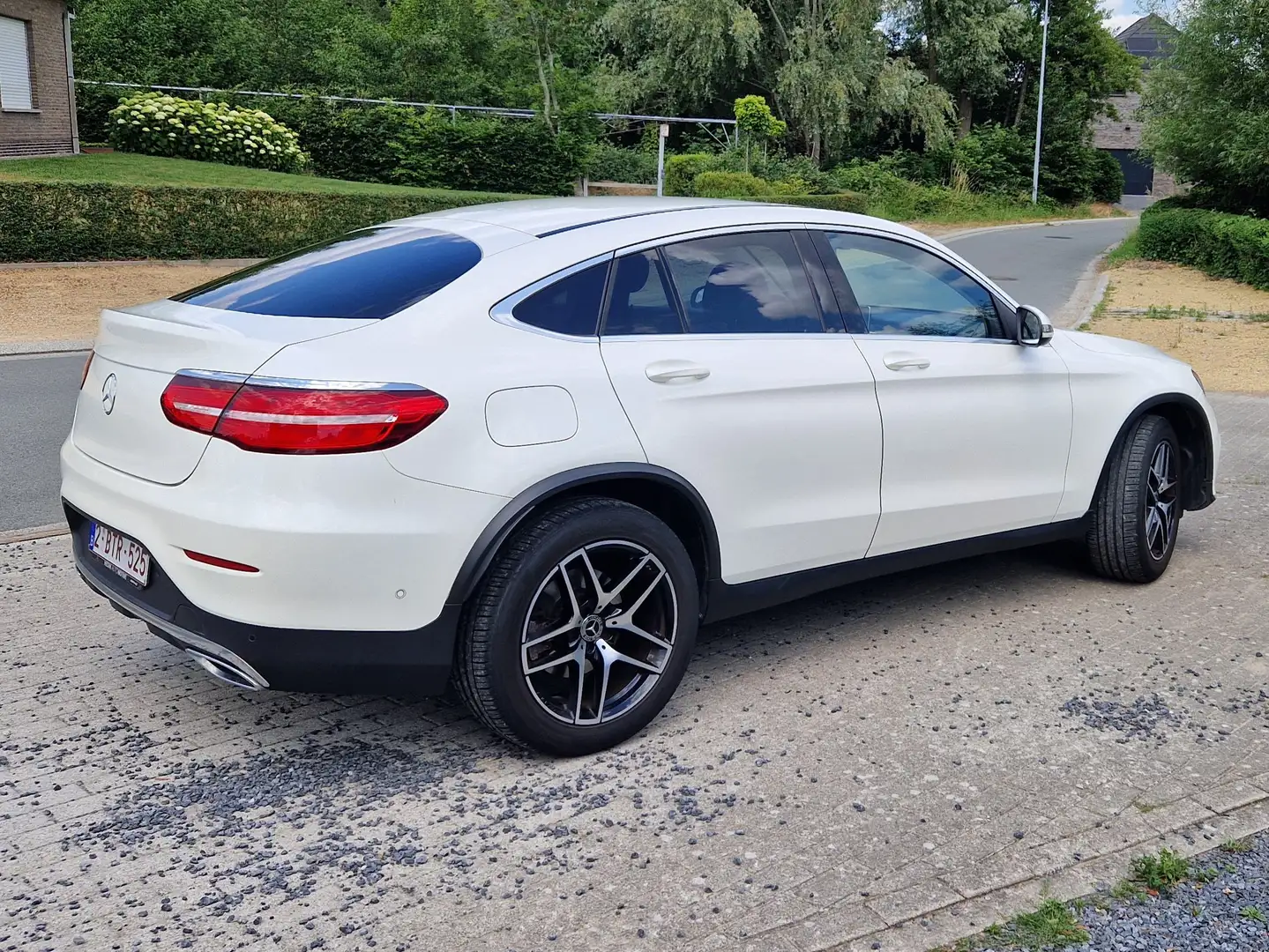 Mercedes-Benz GLC 250 GLC 250 d Coupe 4Matic 9G-TRONIC AMG Line Blanc - 2