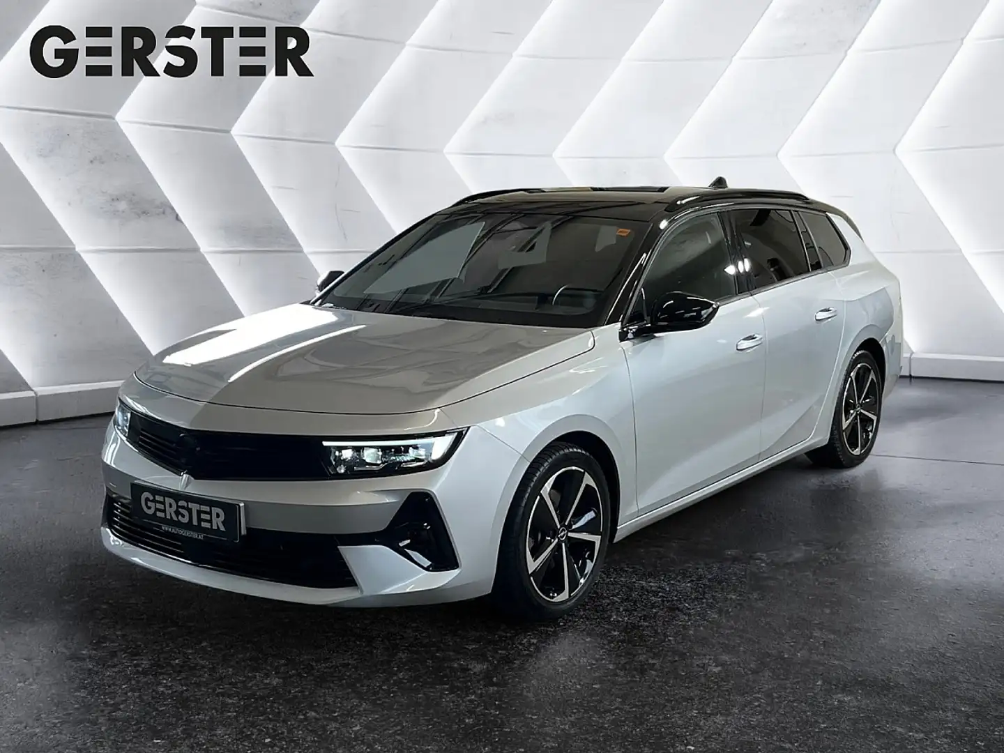 Opel Astra 1,2 Turbo GS Aut. Silber - 1