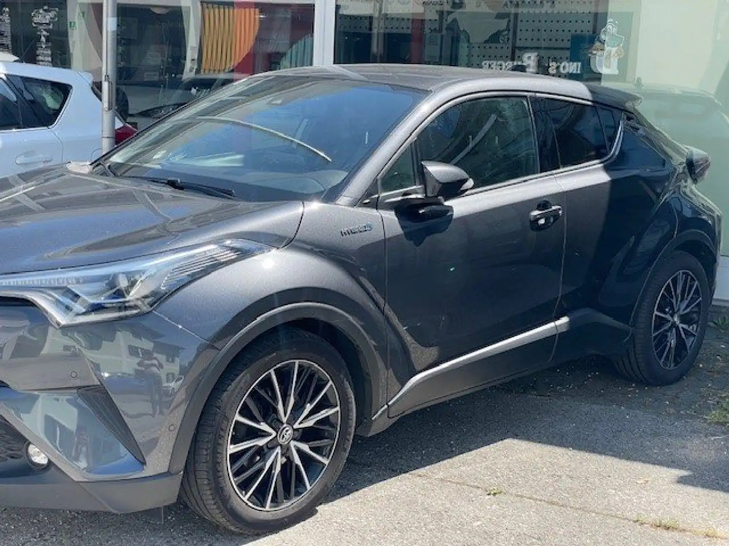 Toyota C-HR 1,8 Hybrid C-HIC CVT NAV* Grau - 1