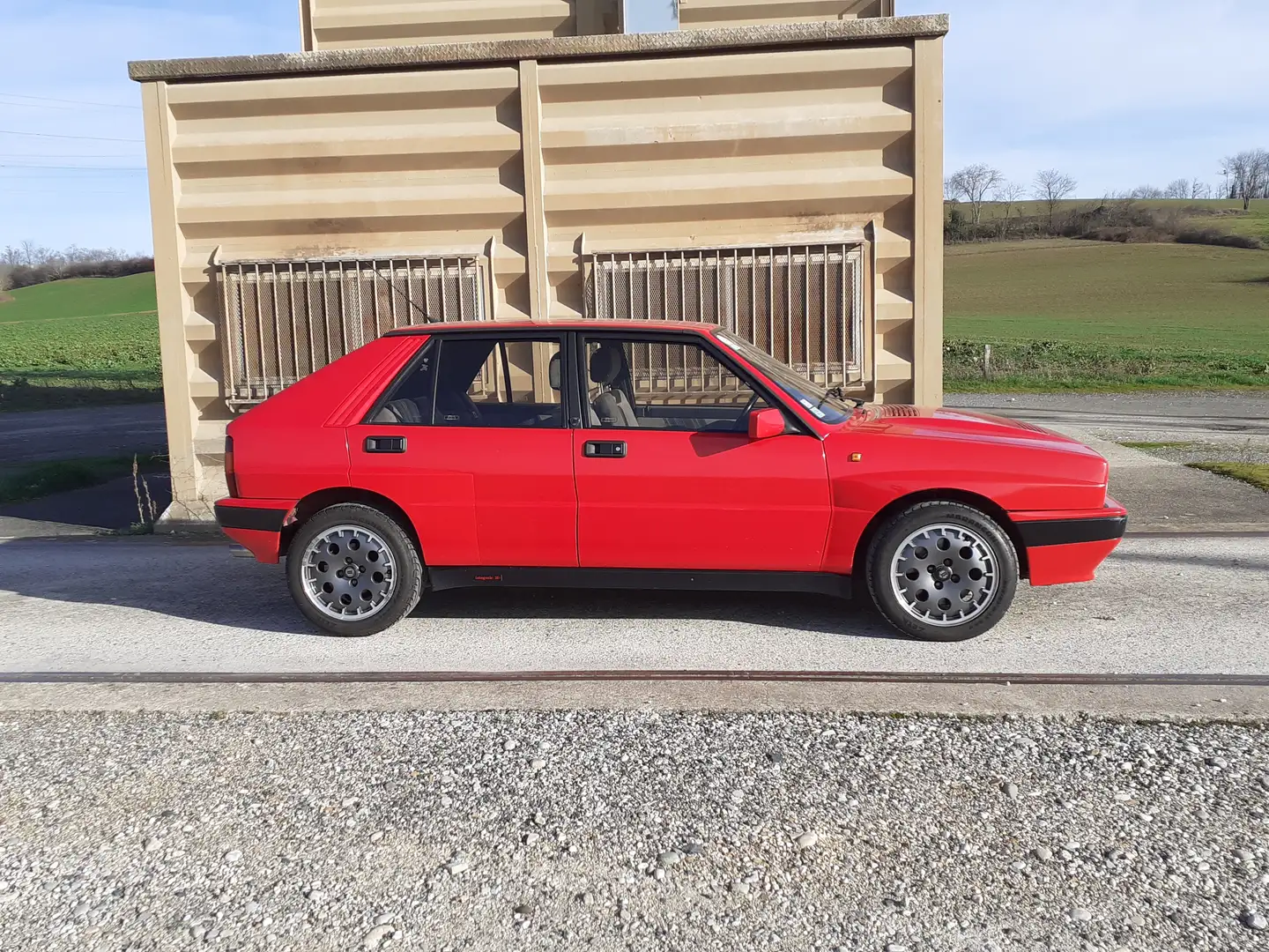 Lancia Delta Delta 2.0 HF Tbo 16V Integrale Rouge - 2
