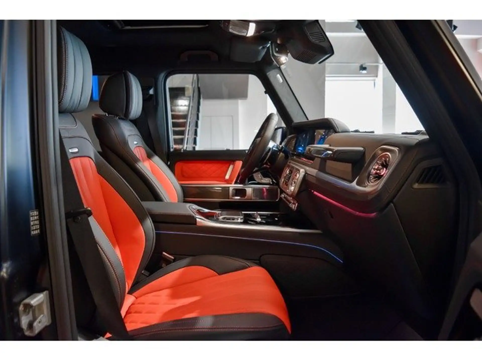 벤츠 G-Class G 63 AMG 2026 검정 사진 6
