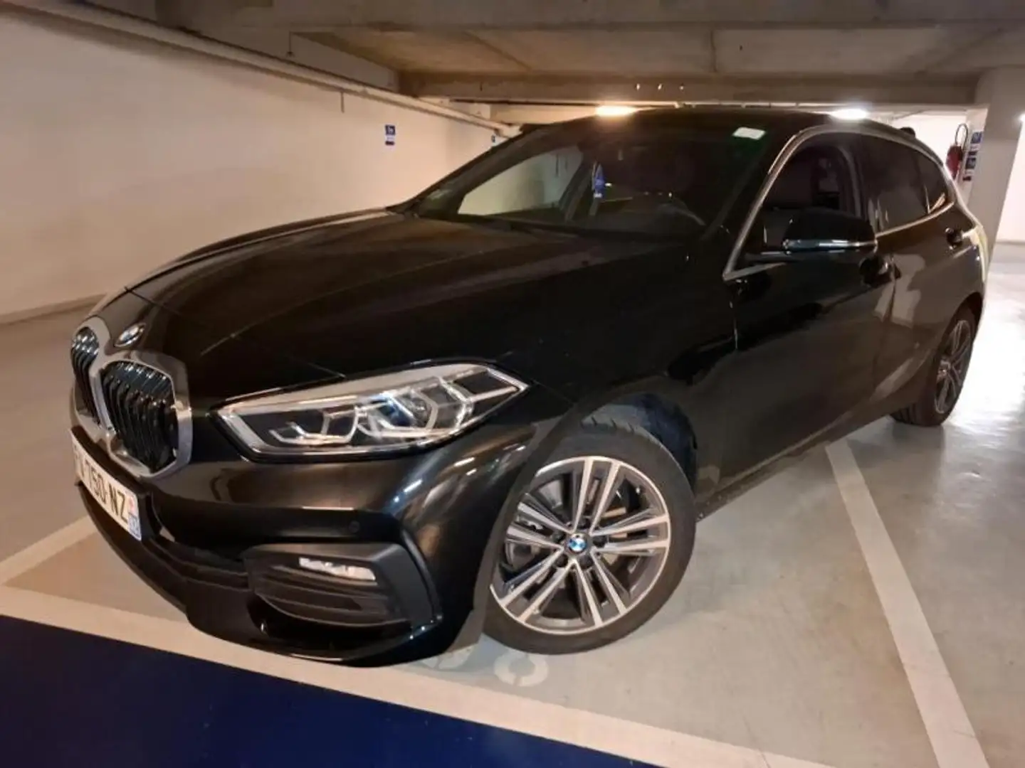 BMW 118 118dA 150ch Business Design 8cv Noir - 1