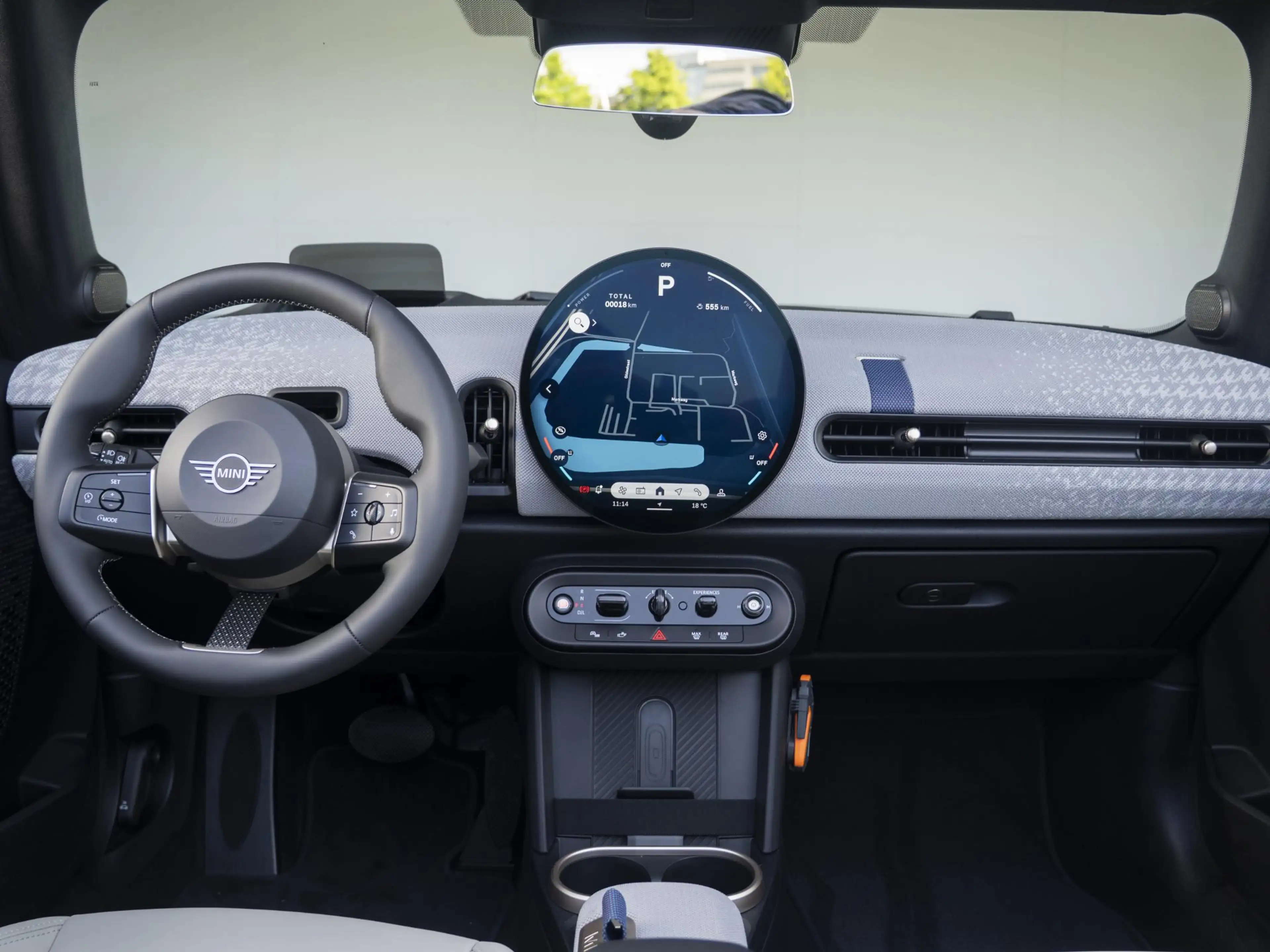 MINI Cooper C Cabrio Favoured XL-pakket | Elektrisch verstelbare stoele — photo 3