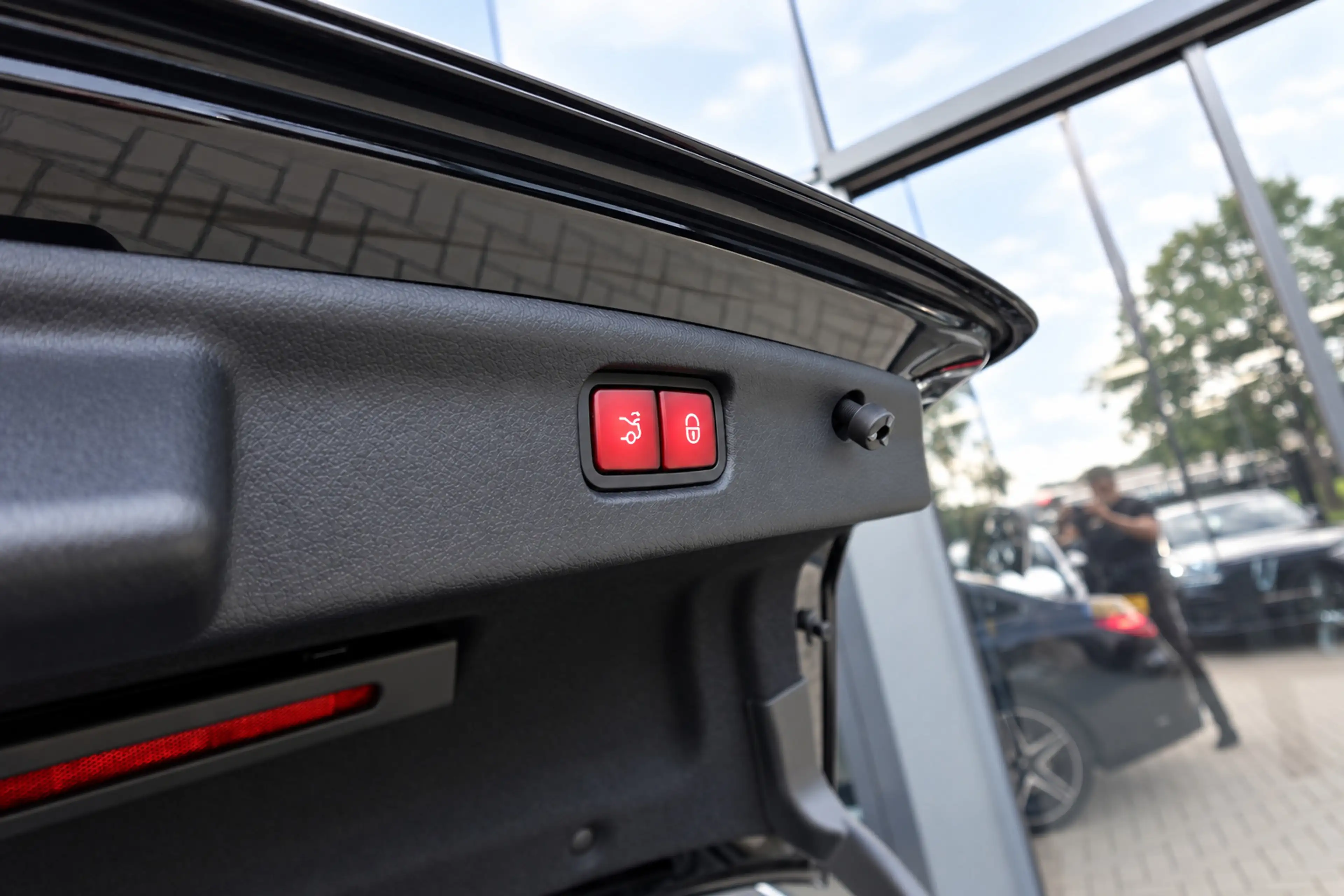 Mercedes-Benz C 200 AMG Line PANO KEYLESS CAM — photo 15