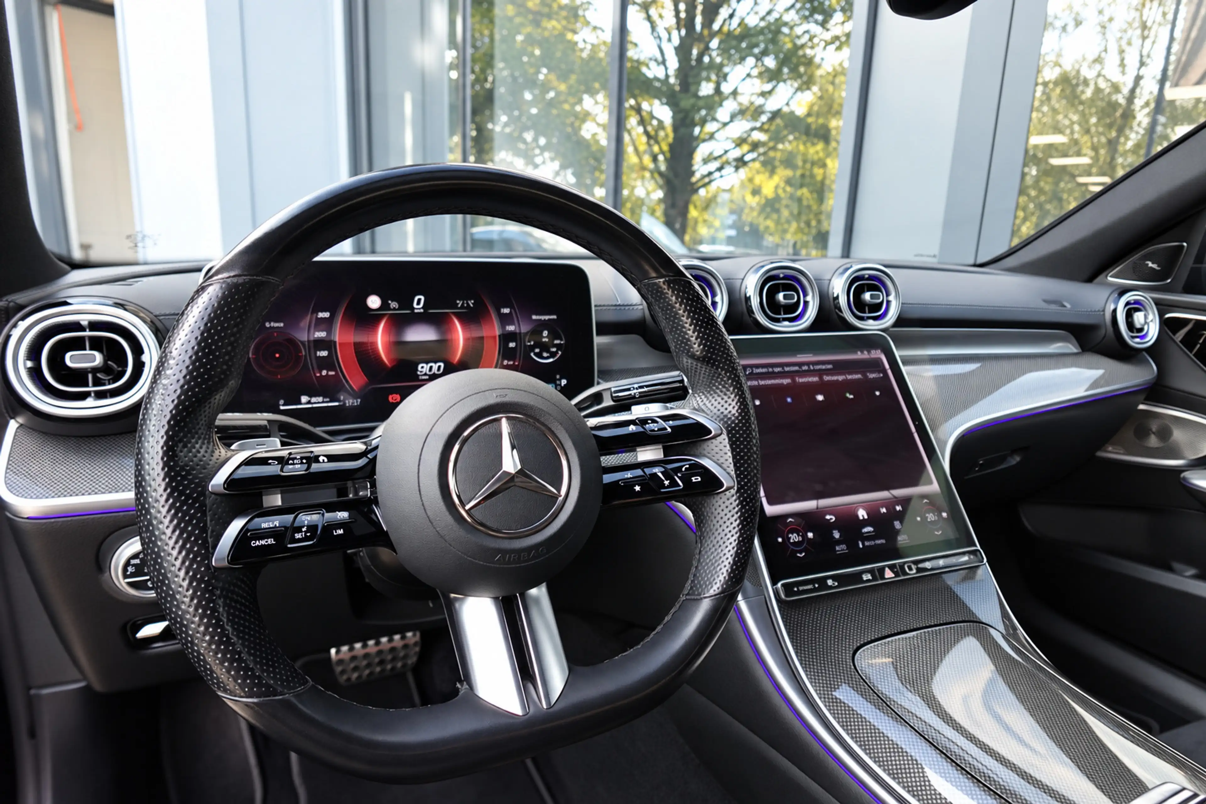 Mercedes-Benz C 200 AMG Line PANO KEYLESS CAM — photo 4
