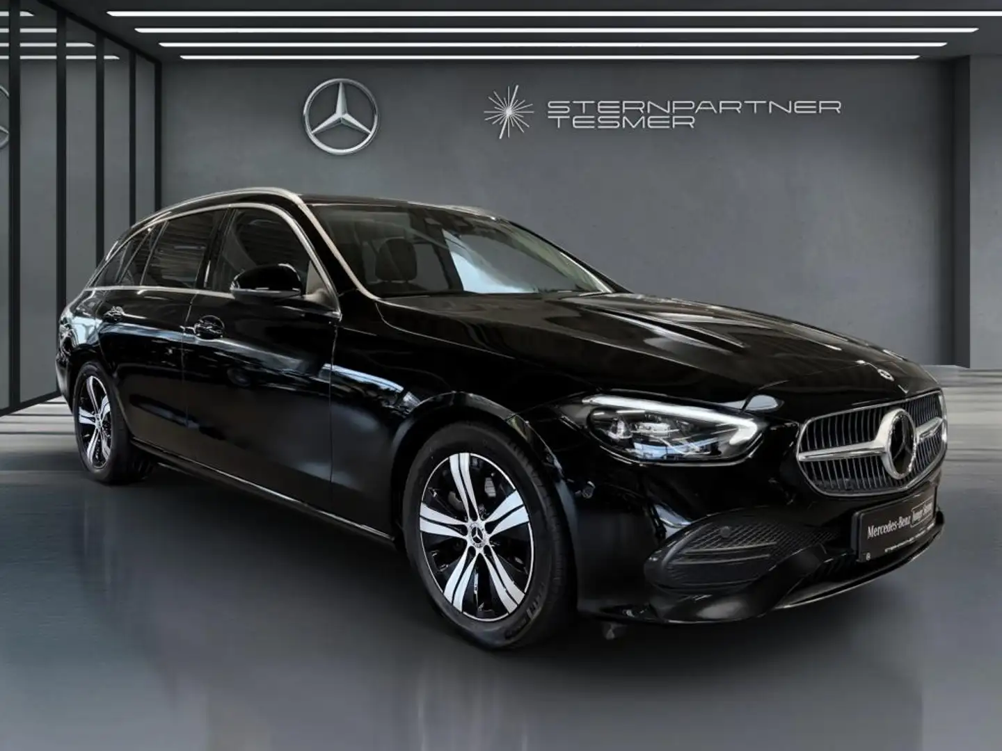 Mercedes-Benz C 200 d T AVANTGARDE +KAMERA+LED+DISTRONIC+AHK Schwarz - 2