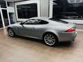 Jaguar XK Coupé 4.2L V8 Aut. Gris - thumbnail 3