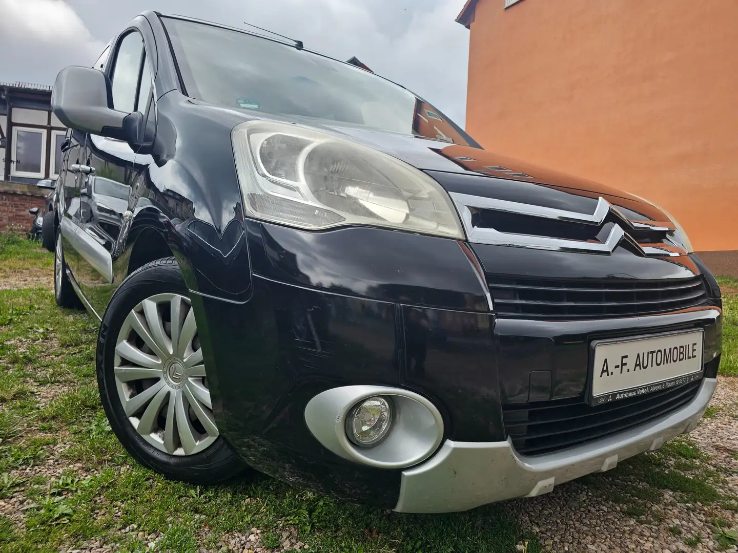 Citroen Berlingo Silver Selection, TÜV bis 08.2026 Чёрный - 1