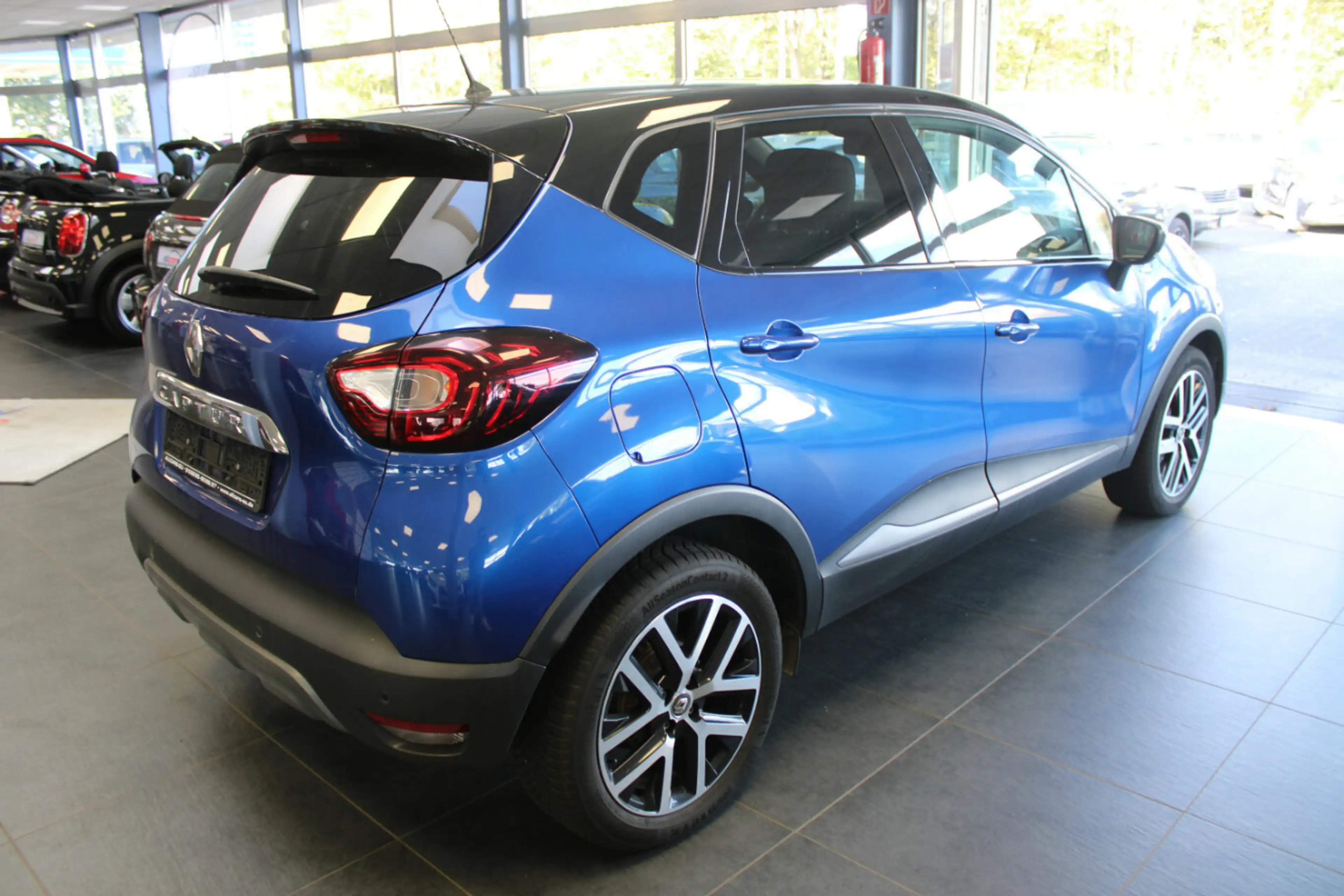Renault Captur TCe150 EDC GPF VERSION S — photo 7