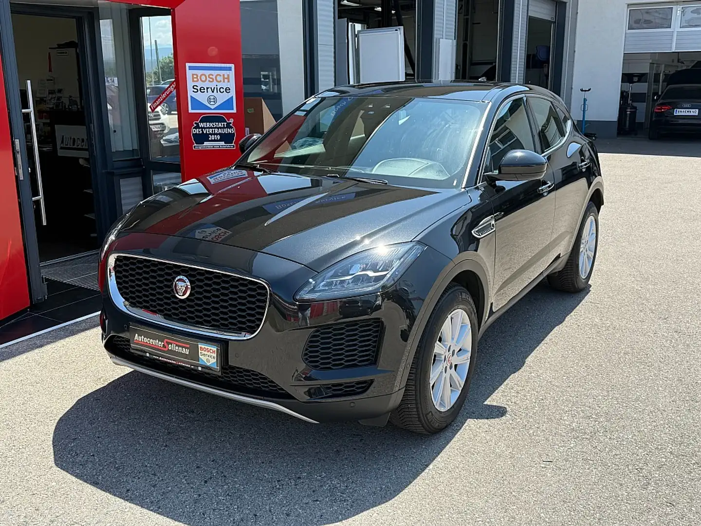 Jaguar E-Pace 2.0DI4 D150 S AWD Aut. Noir - 2